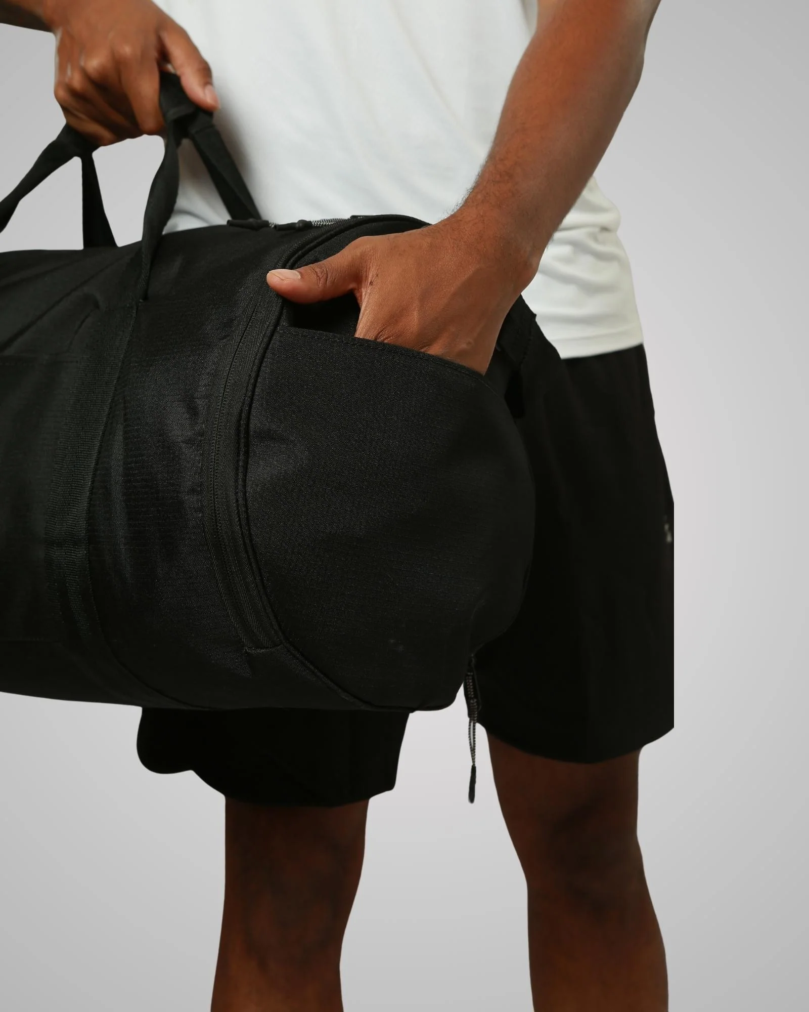 Bolsa Athleta Lado Large Unissex Preto - Image 4