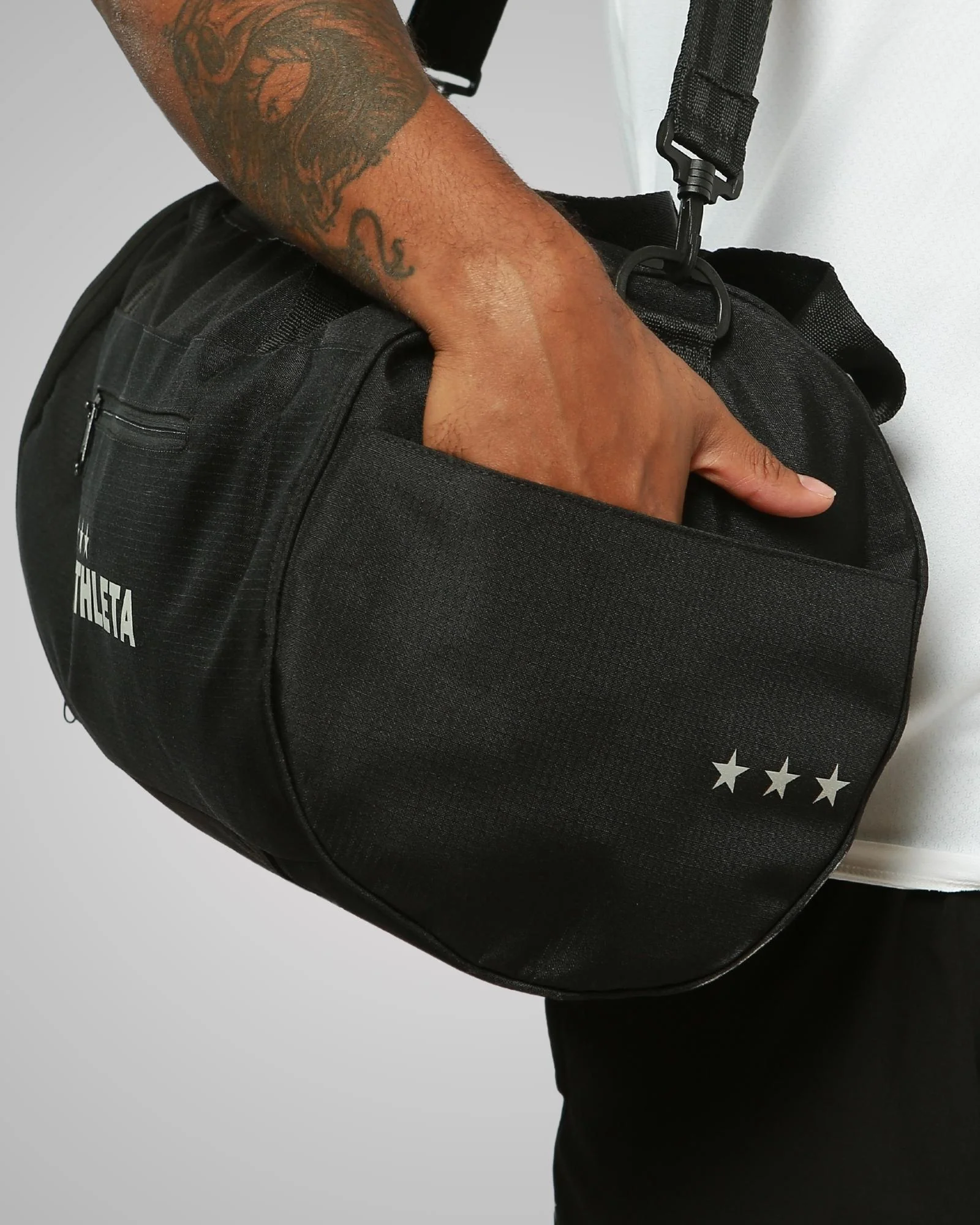 Bolsa Athleta Lado Short Unissex Preto - Image 3